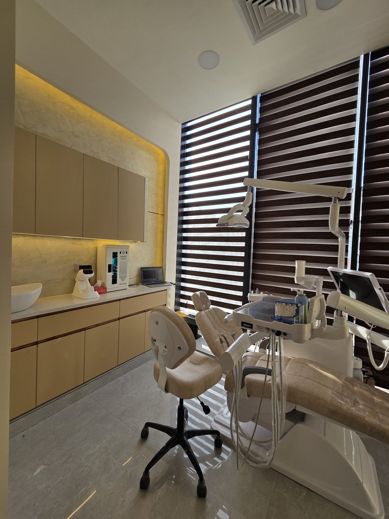 Modern treatment room at Dental Arc, Sector 65
